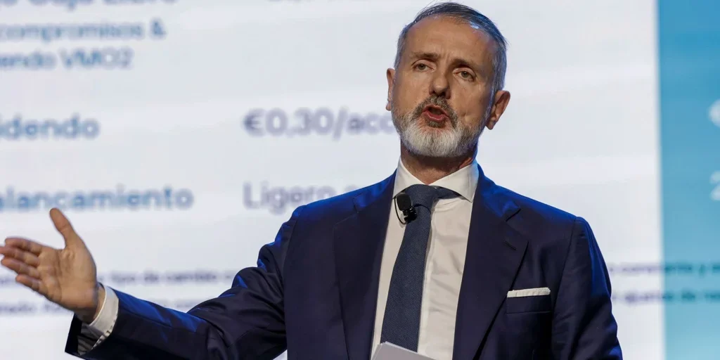 Telefónica se prepara para su salida de Venezuela mientras las fusiones europeas avanzan