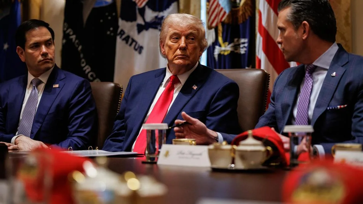 Trump enfrenta presión interna para mantener una postura firme contra Irán y proteger a EE.UU.