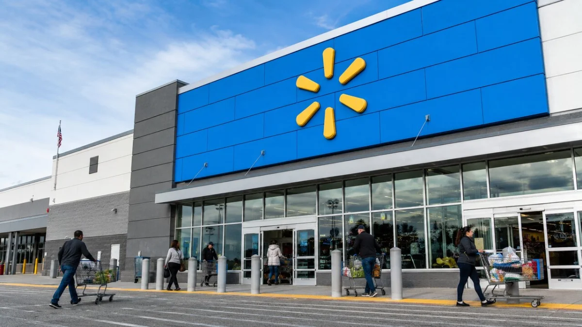 Walmart responde a la presión de Trump y reduce precios para mantener clientes